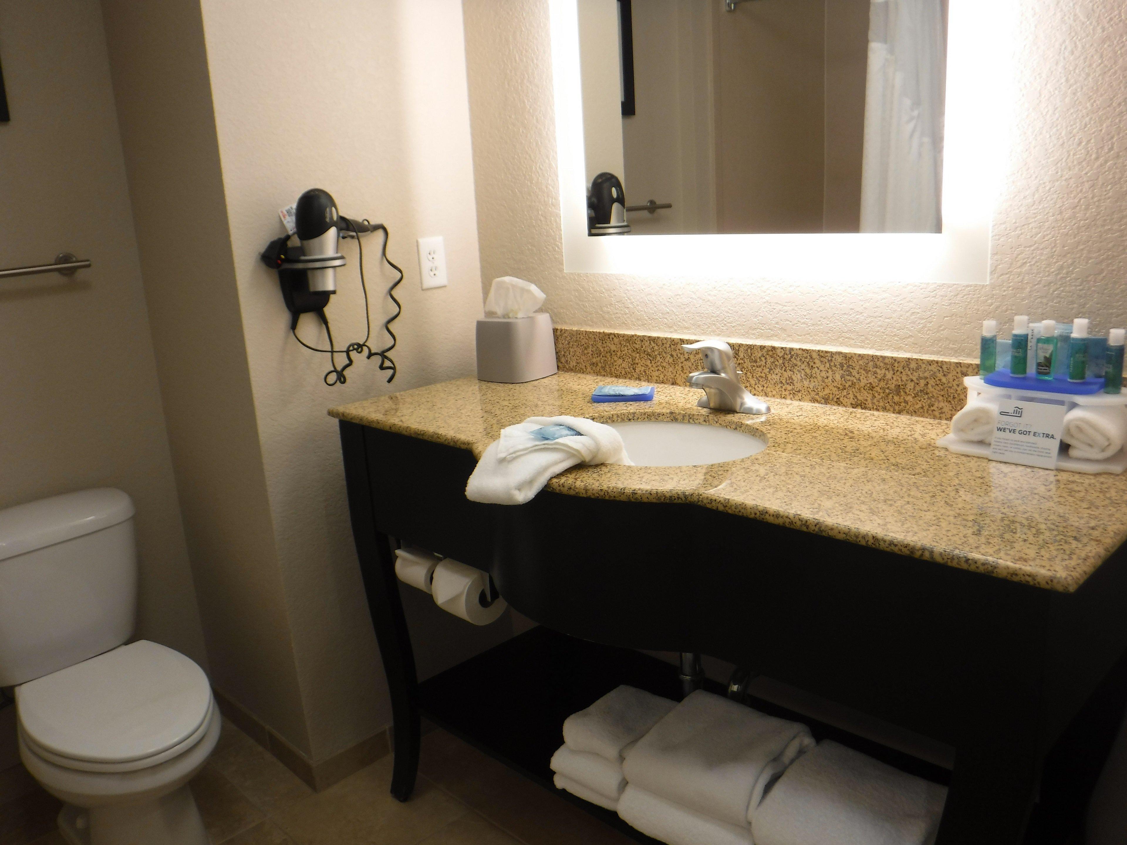 Holiday Inn Express West Jefferson By Ihg Exterior foto