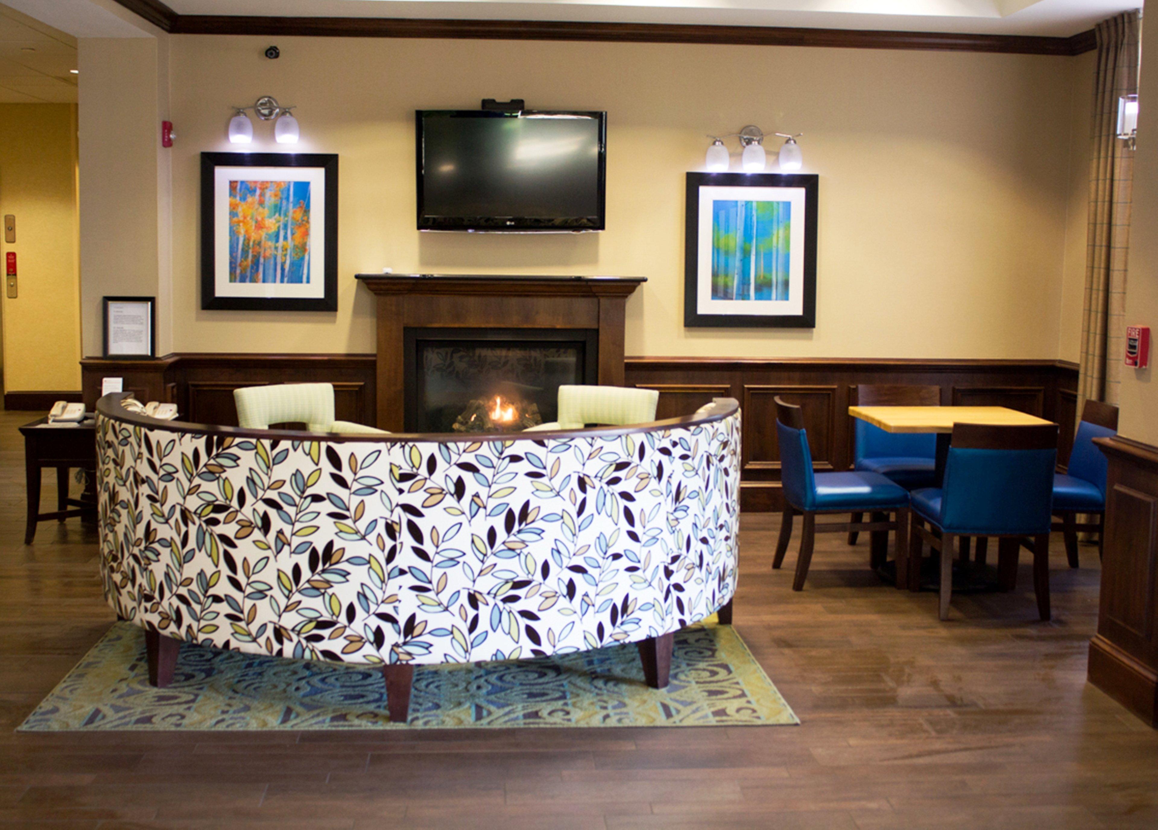 Holiday Inn Express West Jefferson By Ihg Exterior foto