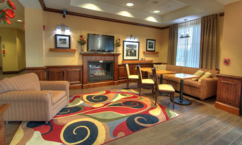 Holiday Inn Express West Jefferson By Ihg Exterior foto