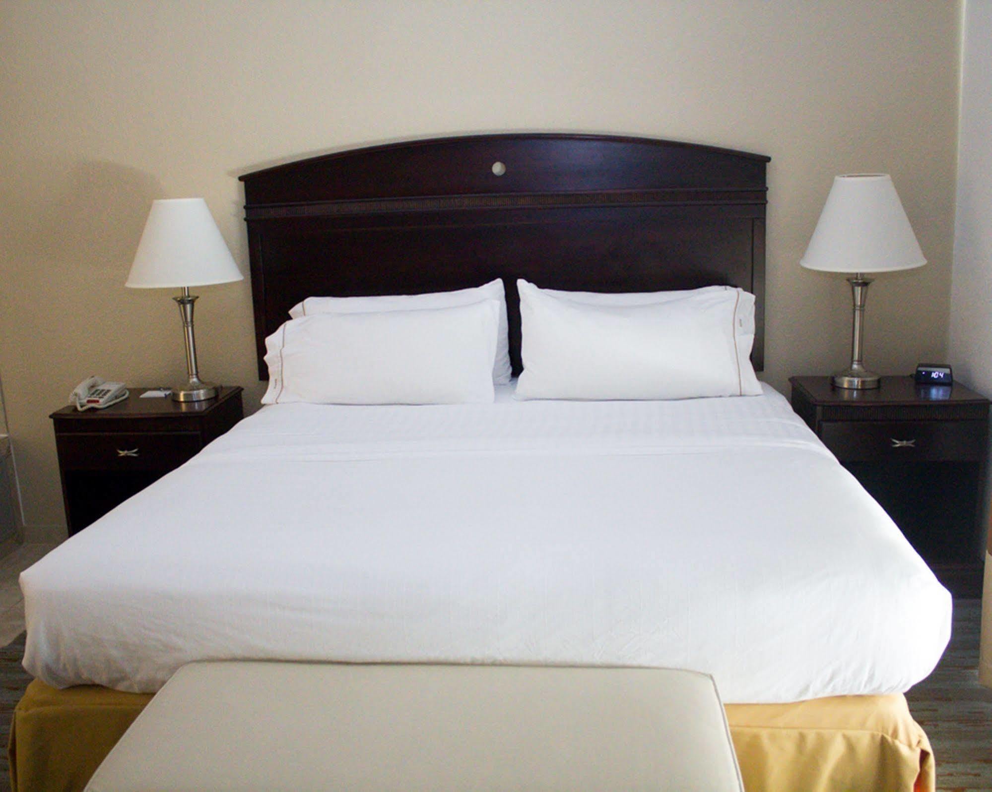 Holiday Inn Express West Jefferson By Ihg Exterior foto